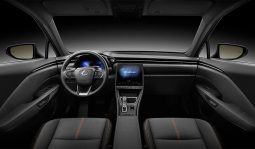 Lexus LBX Luxury full
