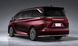 Lexus LM 350h 7-Seater full