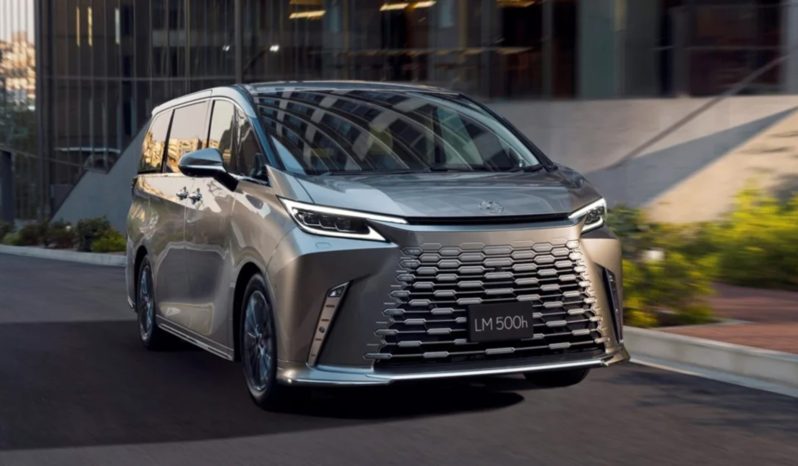 Lexus LM 500h 4-Seater full