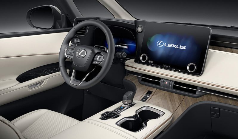 Lexus LM 500h 4-Seater full