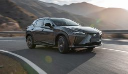 Lexus RZ 450e Luxury full