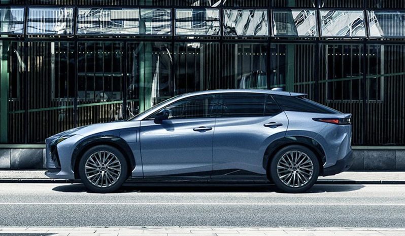 Lexus RZ 450e Luxury full