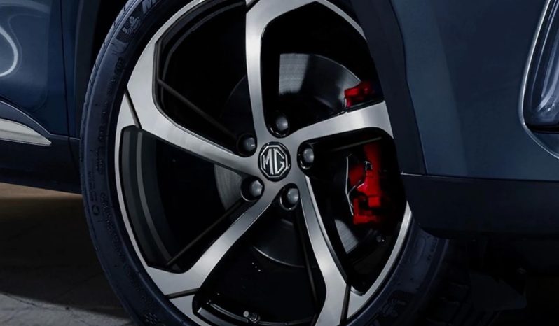 MG HS 1.5T LUX full