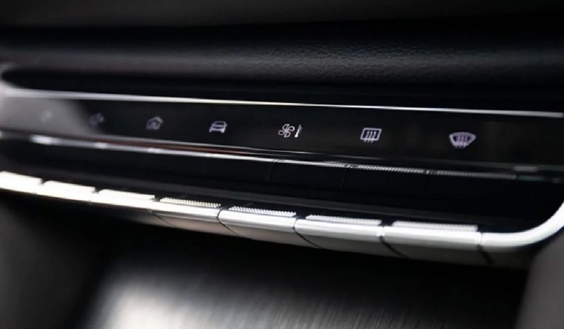 MG HS 1.5T LUX full