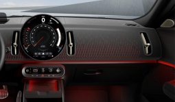 MINI John Cooper Works Countryman ALL4 full