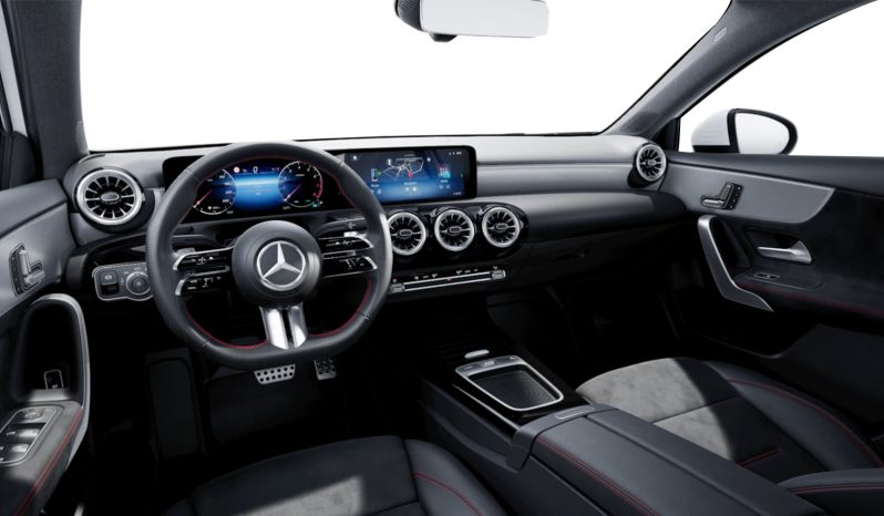 Mercedes-Benz A-Class Sedan A 250 4MATIC AMG Line full