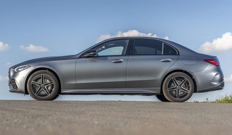 Mercedes-Benz C-Class Sedan C 350 e AMG Line full