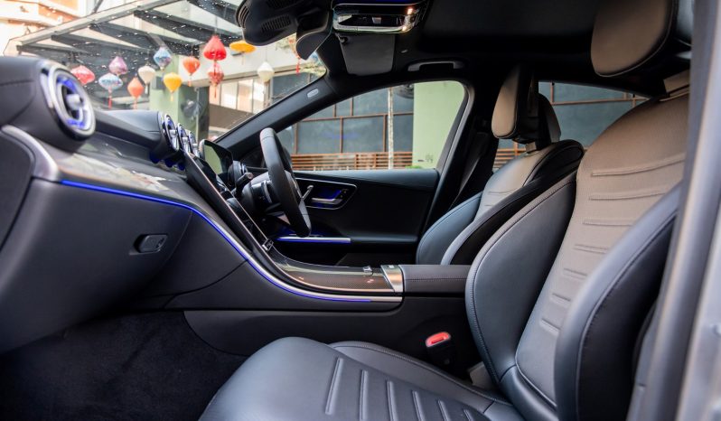 Mercedes-Benz C-Class Sedan C 350 e AMG Line full