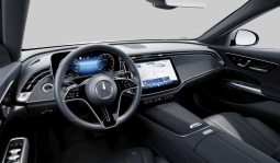 Mercedes-Benz E-Class Sedan E 200 AMG Line full