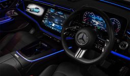 Mercedes-Benz E-Class Sedan E 350 e AMG Line full