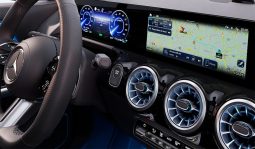 Mercedes-Benz EQA 250+ full