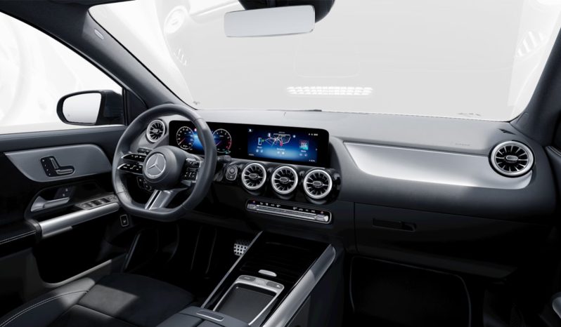 Mercedes-Benz GLA 250 4MATIC AMG Line full