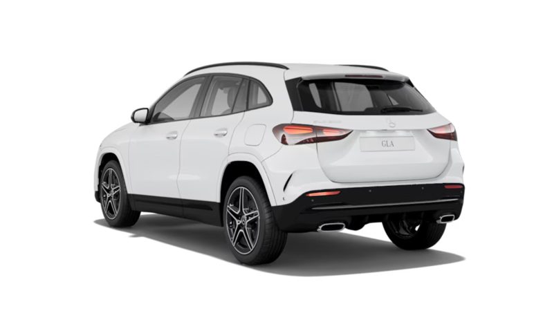 Mercedes-Benz GLA 250 4MATIC AMG Line full