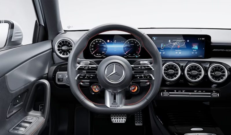Mercedes-AMG A 35 4MATIC Sedan full