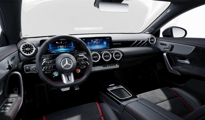 Mercedes-AMG CLA 45 S 4MATIC+ Coupé full
