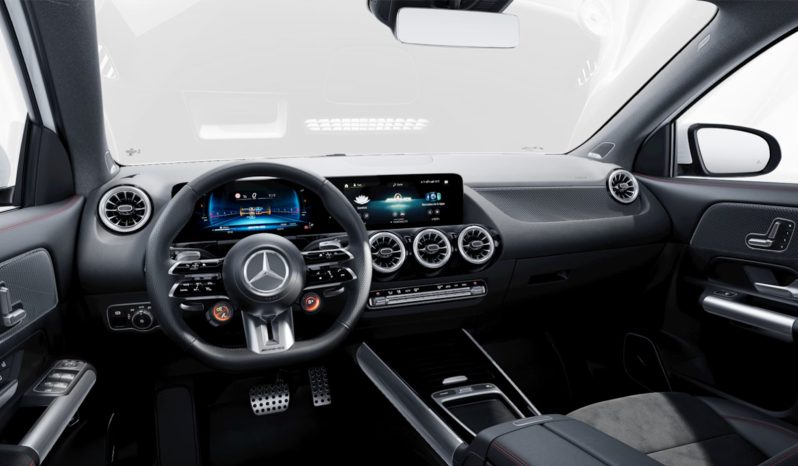 Mercedes-AMG GLA 35 4MATIC full