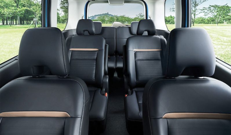 Nissan Serena e-POWER X Plus full