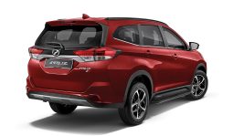 Perodua Aruz 1.5 AV full