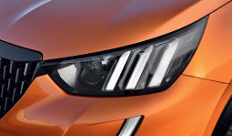Peugeot 2008 Allure full