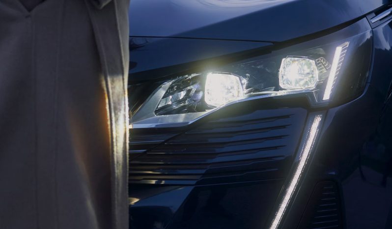 Peugeot 5008 Allure full