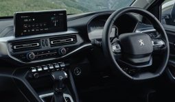 Peugeot Landtrek full