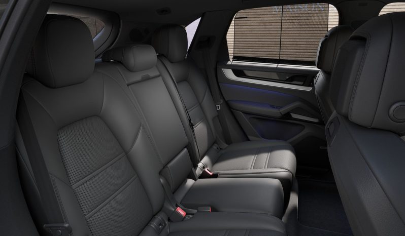 Porsche Cayenne full