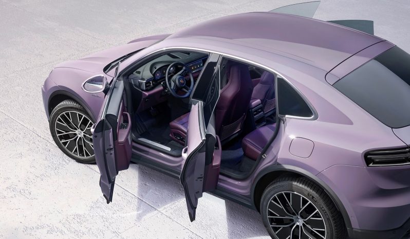 Porsche Macan 4 Electric full