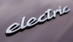 Porsche Macan 4 Electric full