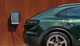 Porsche Macan 4S Electric full