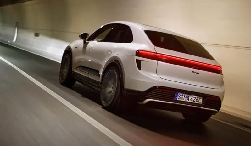 Porsche Macan Turbo Electric full
