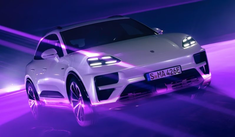 Porsche Macan Turbo Electric full