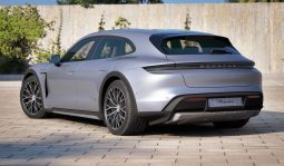 Porsche Taycan 4 Cross Turismo full