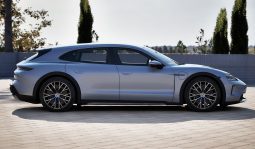 Porsche Taycan 4 Cross Turismo full