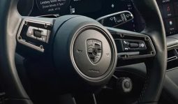 Porsche Taycan 4 Cross Turismo full