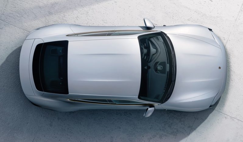 Porsche Taycan Turbo full
