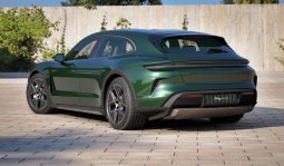Porsche Taycan Turbo Cross Turismo full