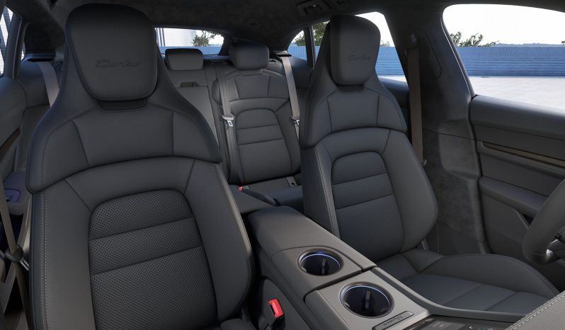 Porsche Taycan Turbo Cross Turismo full