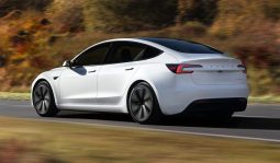 Tesla Model 3 Premium RWD full