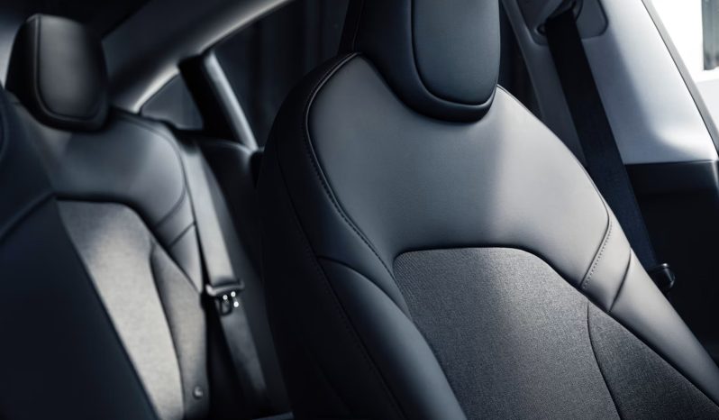 Tesla Model 3 RWD full