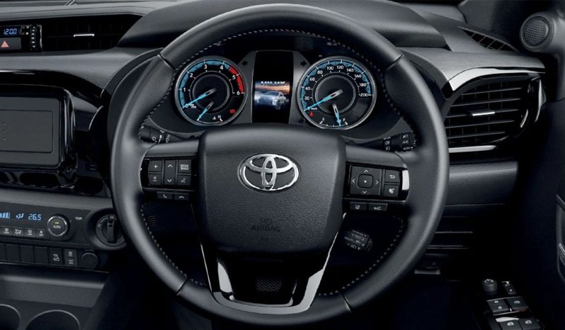 Toyota Hilux Double Cab 2.8 Rogue AT 4×4 full