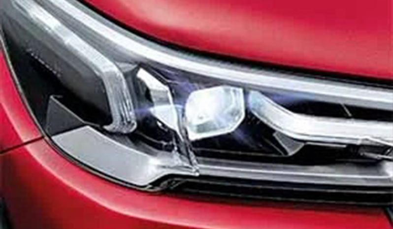 Toyota Hilux Double Cab 2.8 Rogue AT 4×4 full