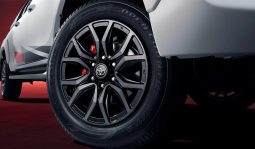 Toyota Hilux Double Cab 2.8 GR Sport AT 4×4 full