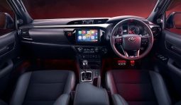 Toyota Hilux Double Cab 2.8 GR Sport AT 4×4 full