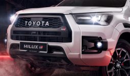 Toyota Hilux Double Cab 2.8 GR Sport AT 4×4 full