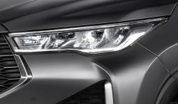 Toyota Innova Zenix full