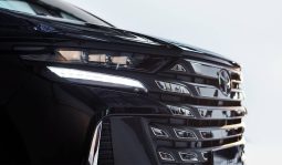 Toyota Vellfire full