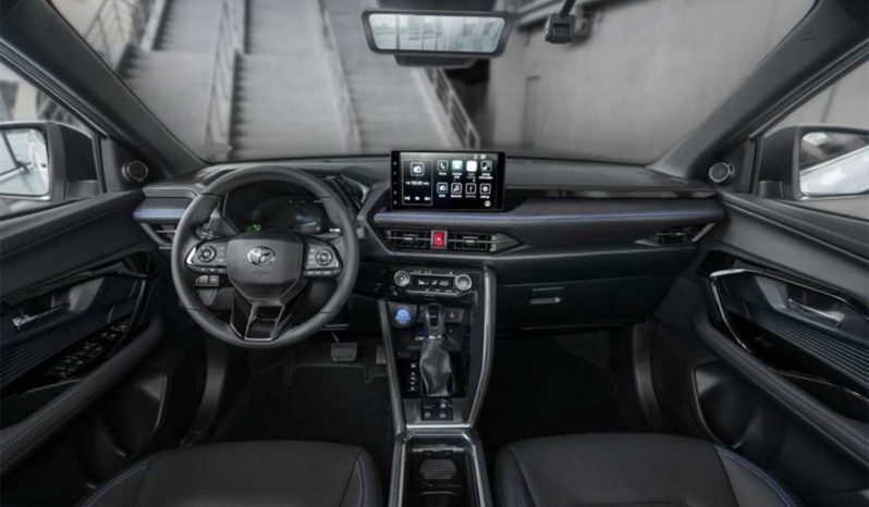 Toyota Yaris Cross full