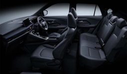 Toyota Yaris Cross full