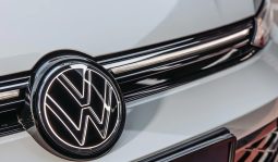 Volkswagen Golf R full