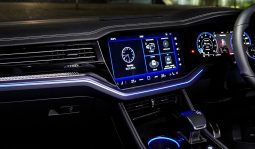 Volkswagen Touareg R-Line full